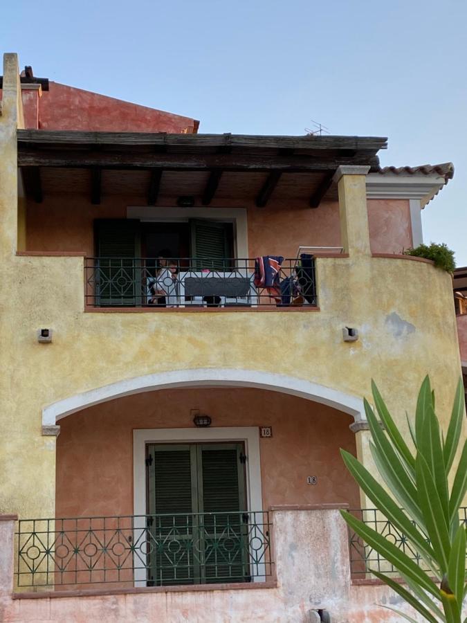 Апартаменти Casa Ginevra Санта-Тереза-Галлура Екстер'єр фото
